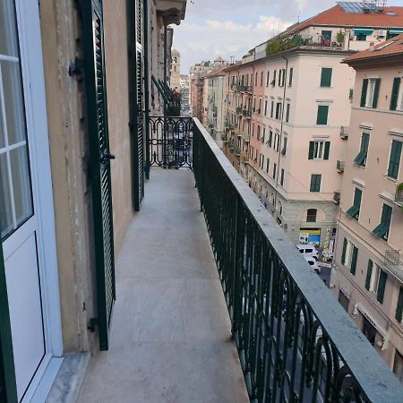 Casa Fiorella Savona Esterno foto